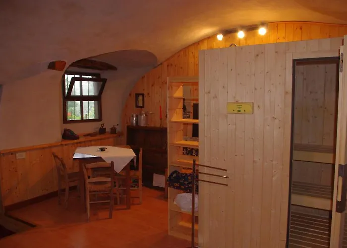 منتجع Ristorante La Font 3*