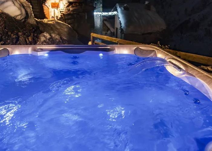 منتجع Ristorante La Font 3*