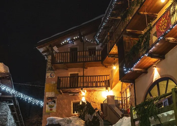 منتجع Ristorante La Font 3*